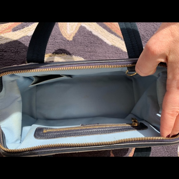 Louis Vuitton Monogram Lin Josephine PM Canvas. - Picture 8 of 9